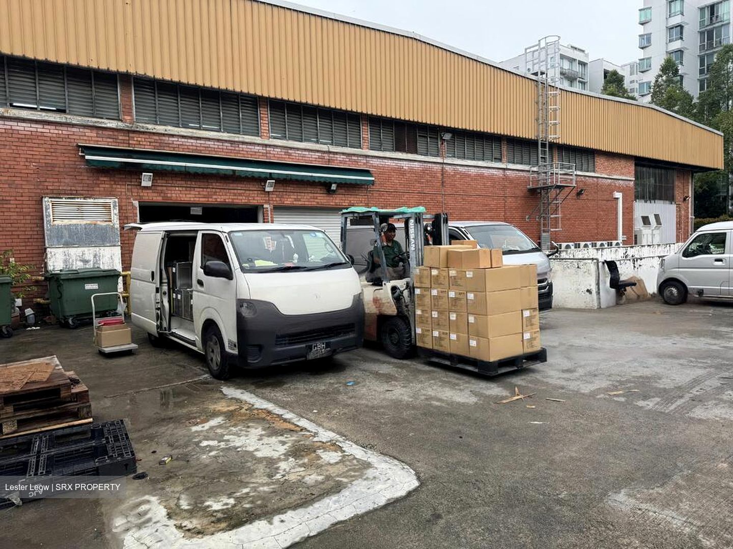 Maplewoods (D21), Warehouse #461402571